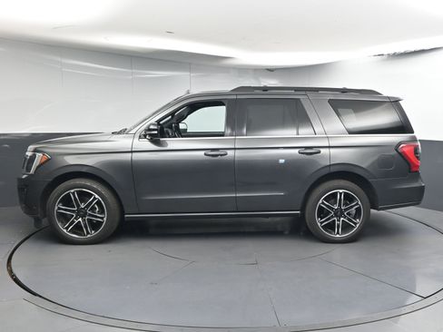 Used 2020 Ford Expedition Limited w/ Equipment Group 303A RWD image 5