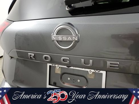 Used 2026 Nissan Rogue SV FWD image 6