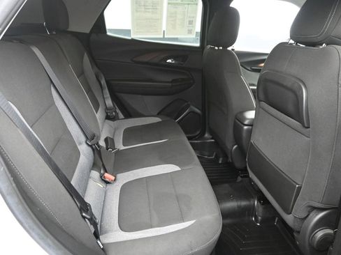 Used 2022 Chevrolet TrailBlazer LT w/ Driver Confidence Package image 8