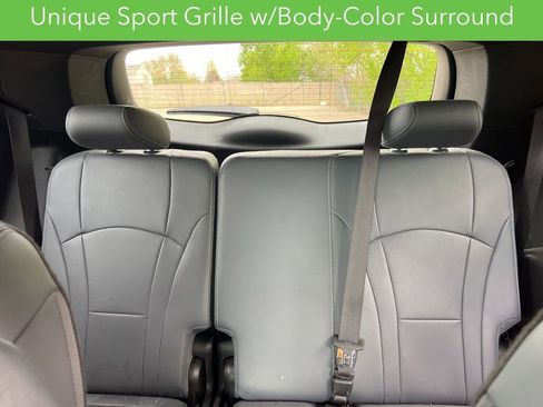 Used 2023 Buick Enclave Essence w/ Sport Touring Edition AWD/4WD image 36