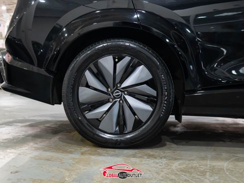 Used 2023 Nissan Ariya FWD image 11