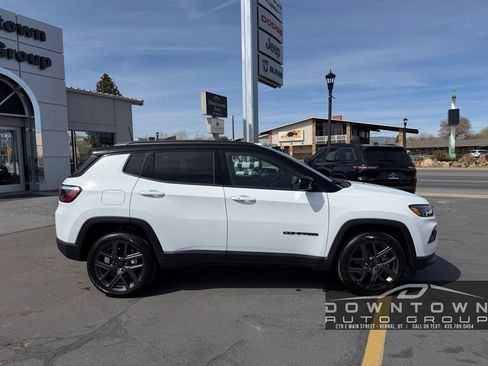 New 2026 Jeep Compass Limited AWD/4WD image 2