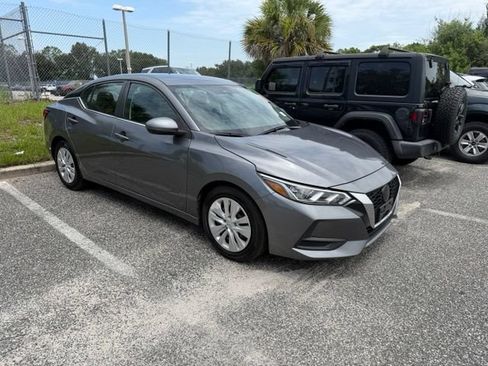 Used 2022 Nissan Sentra S FWD image 2