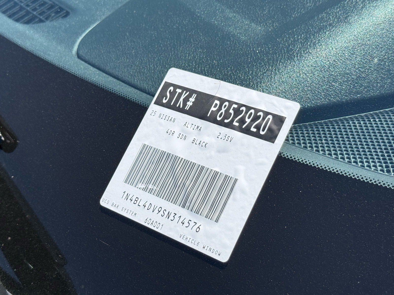 Used 2025 Nissan Altima 2.5 SV FWD image 34