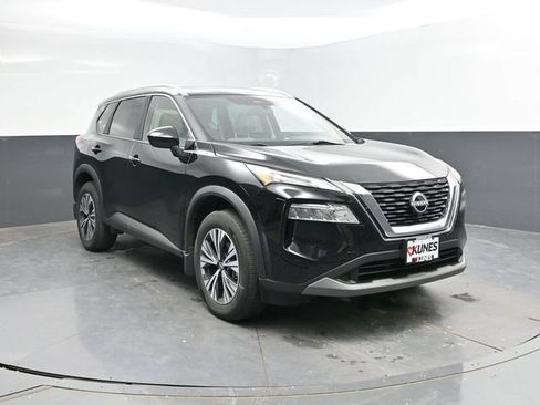 Used 2023 Nissan Rogue SV w/ SV Premium B Package AWD/4WD image 5