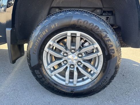 Certified 2024 Chevrolet Colorado LT w/ LT Convenience Package image 26