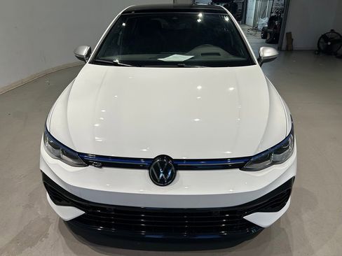 Used 2024 Volkswagen Golf R AWD/4WD image 9