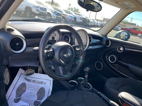 Used 2013 MINI Cooper S image 22