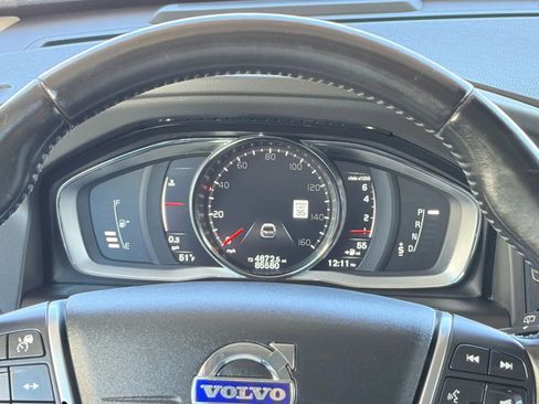 Used 2017 Volvo XC60 T6 Inscription w/ Advanced Package image 29