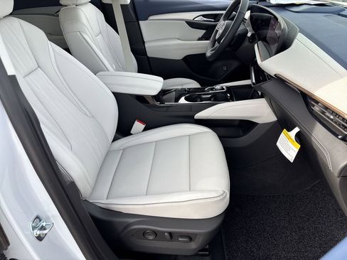 New 2026 Buick Envision Avenir image 29