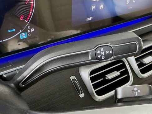 New 2026 Mercedes-Benz GLS 450 4MATIC image 17