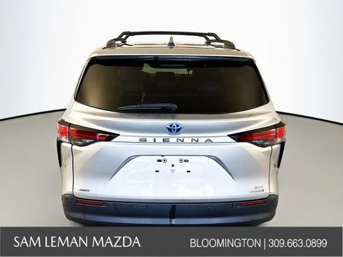 Used 2021 Toyota Sienna XLE w/ XLE Plus Package image 6