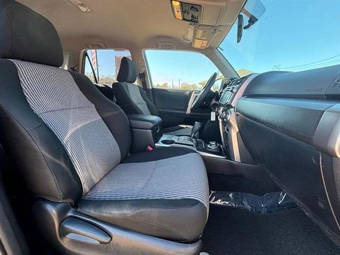 Used 2018 Toyota 4Runner SR5 image 46