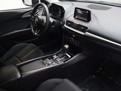 Used 2017 MAZDA MAZDA3 Sport w/ Preferred Equipment Package FWD image 10