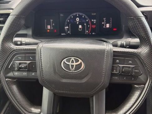 Used 2024 Toyota Tacoma SR image 6