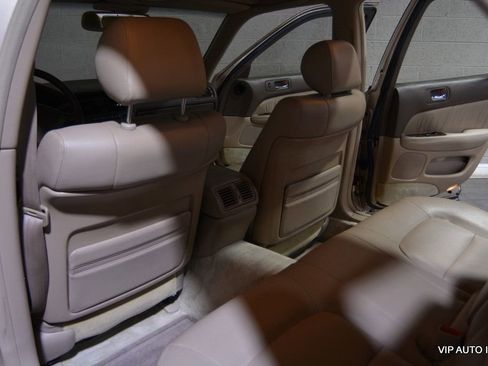 Used 1995 Lexus LS 400 image 23