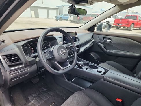 Used 2023 Nissan Rogue SV AWD/4WD image 11