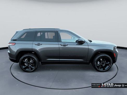 New 2026 Jeep Grand Cherokee Limited image 4