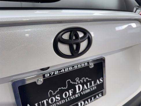 Used 2024 Toyota RAV4 XLE Premium image 21