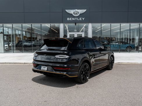 Certified 2026 Bentley Bentayga Speed AWD/4WD image 3