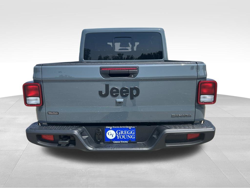 Used 2026 Jeep Gladiator Sport AWD/4WD image 7