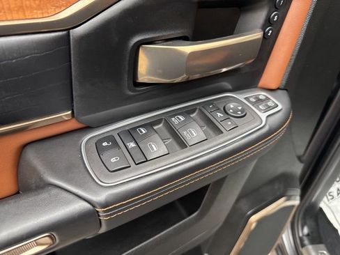 Used 2023 RAM 3500 Limited image 19