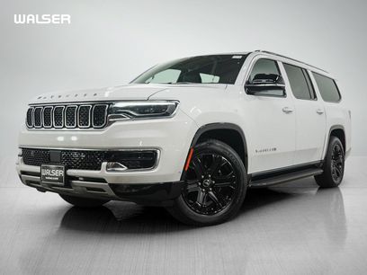 Used 2025 Jeep Wagoneer L Series II w/ 8-pass Seating Package