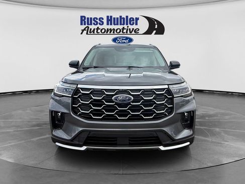 Used 2025 Ford Explorer Platinum w/ LUX Leather Package AWD/4WD image 10
