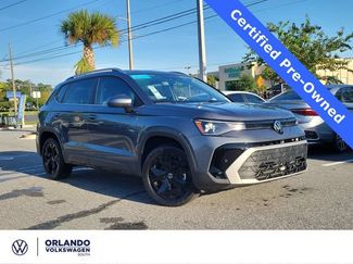 Certified 2025 Volkswagen Taos SE w/ Panoramic Sunroof Package FWD 360° Tour