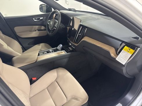 New 2026 Volvo XC60 B5 Plus w/ Protection Package Premier image 27