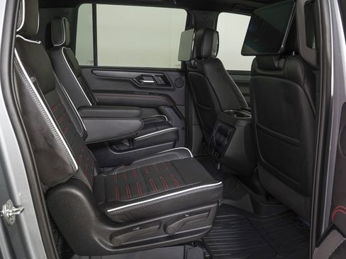 Used 2026 GMC Yukon XL AT4 Ultimate w/ LPO, Floor Liner Package AWD/4WD image 10
