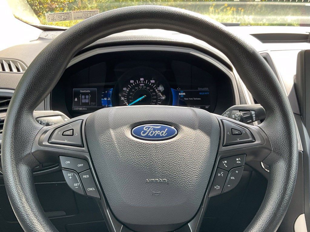 Used 2024 Ford Edge SE w/ Black Appearance Package AWD/4WD image 7