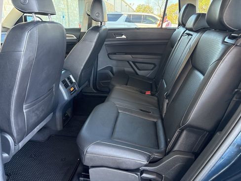 Used 2021 Volkswagen Atlas SE image 12