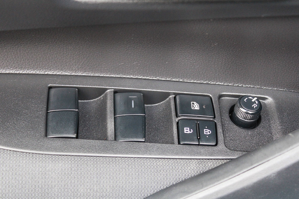 Used 2026 Toyota Corolla LE FWD image 20