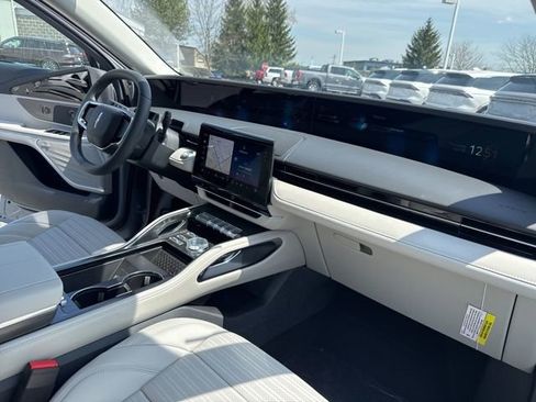 Used 2026 Lincoln Nautilus Premier w/ Equipment Group 102A image 29