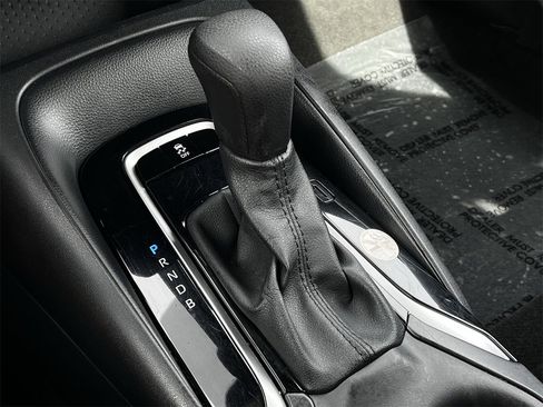 Used 2024 Toyota Corolla LE image 17