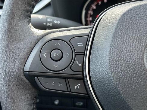 New 2025 Toyota RAV4 XLE image 21