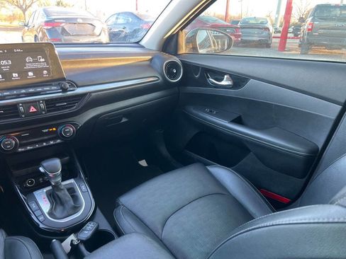 Used 2020 Kia Forte EX image 15