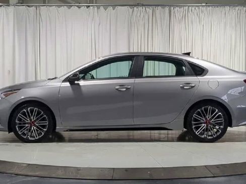 Used 2023 Kia Forte GT w/ GT2 Package image 6