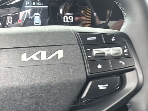 Used 2026 Kia Sportage EX image 23