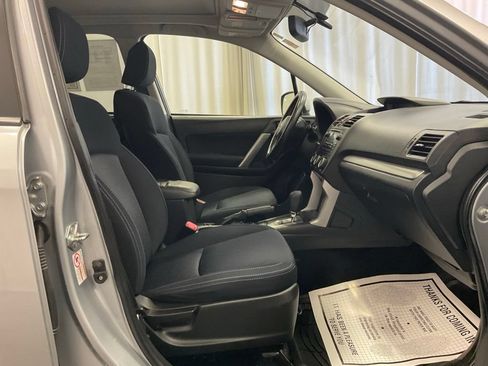 Used 2015 Subaru Forester 2.5i Premium w/ All-Weather Package AWD/4WD image 28
