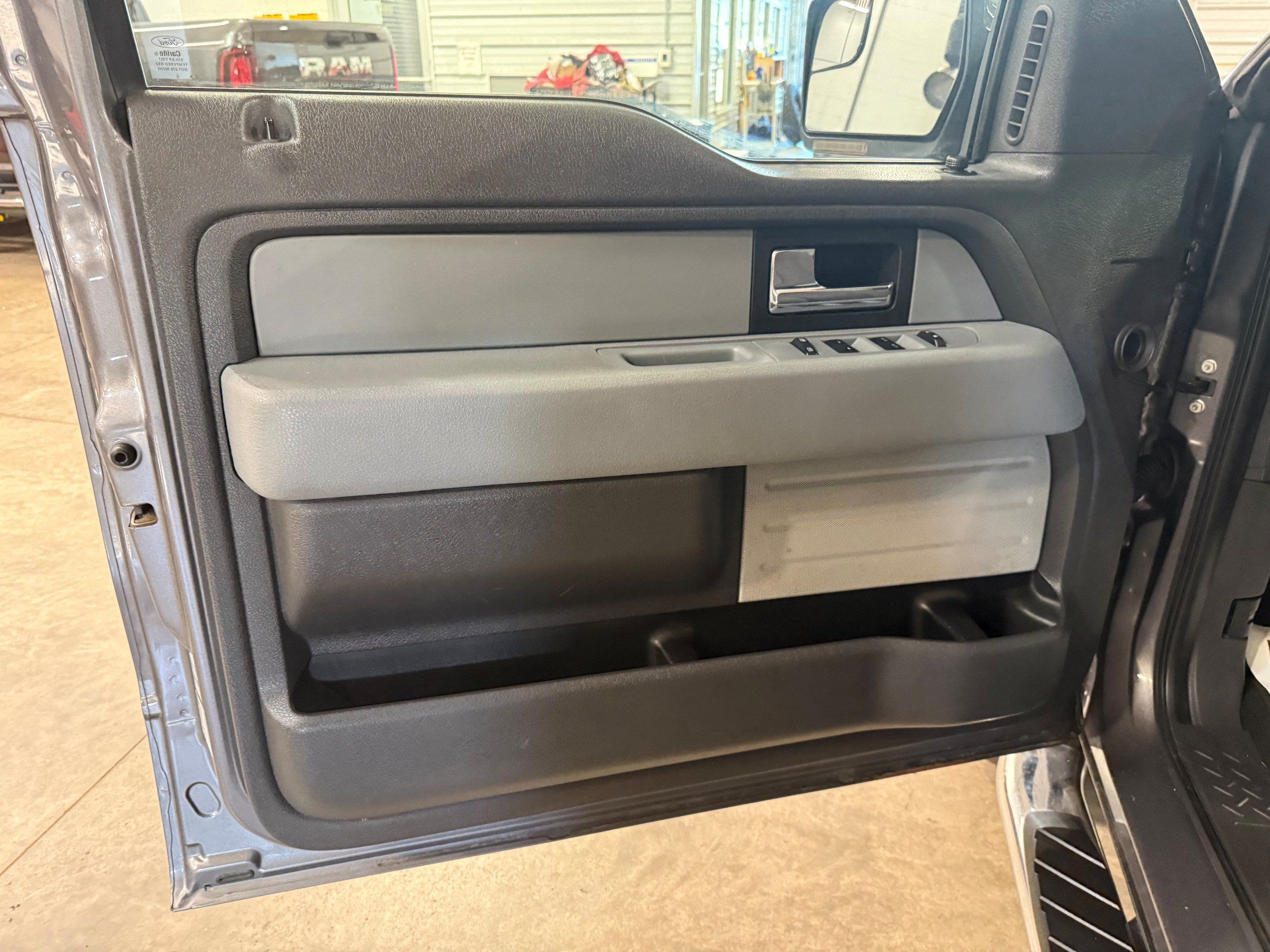Used 2013 Ford F150 XLT w/ Luxury Equipment Group AWD/4WD image 31