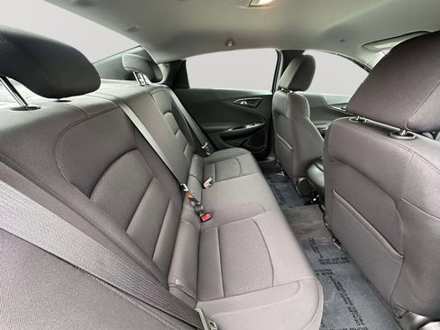 Used 2022 Chevrolet Malibu LS image 29