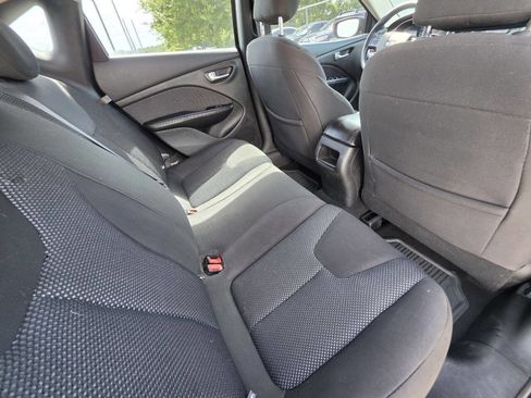 Used 2016 Dodge Dart SE w/ Convenience Group FWD image 5