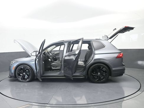 Used 2023 Volkswagen Tiguan SE FWD image 72