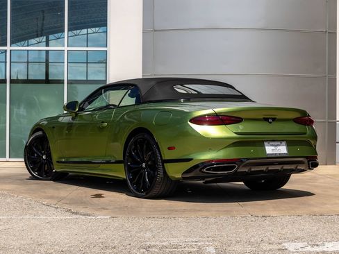Certified 2025 Bentley Continental GTC AWD/4WD image 13