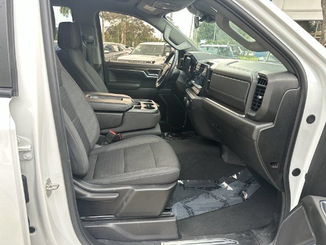 Used 2024 Chevrolet Silverado 1500 LT RWD image 29