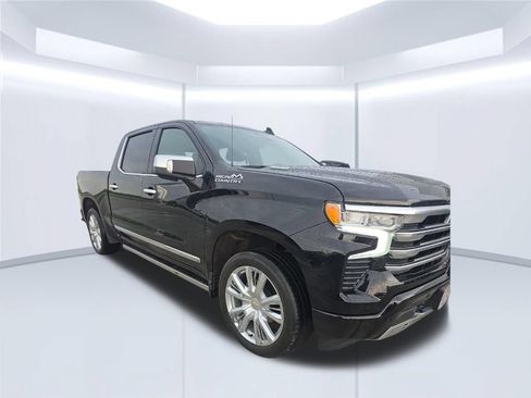 Used 2024 Chevrolet Silverado 1500 High Country w/ High Country Premium Package AWD/4WD image 49