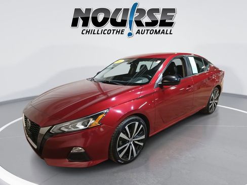 Used 2021 Nissan Altima 2.5 SR image 1