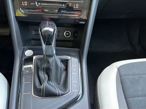 New 2026 Volkswagen Taos SE image 23